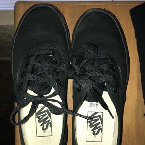 Black Vans size 6